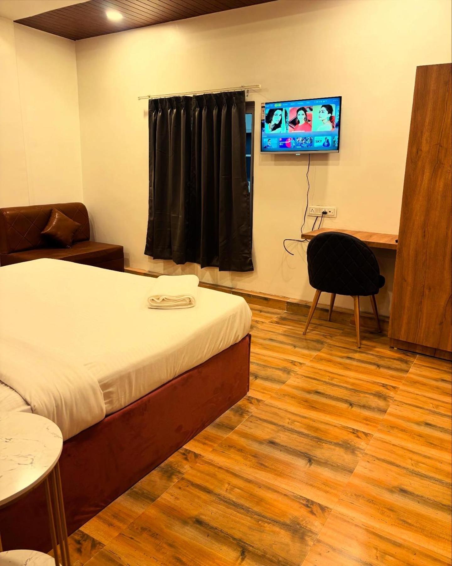 Hotel Vedicvista Indore Exterior photo